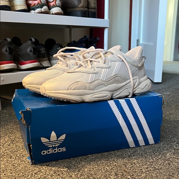 adidas Originals Other - BNWT Adidas Ozweego sneakers. US men’s 10
